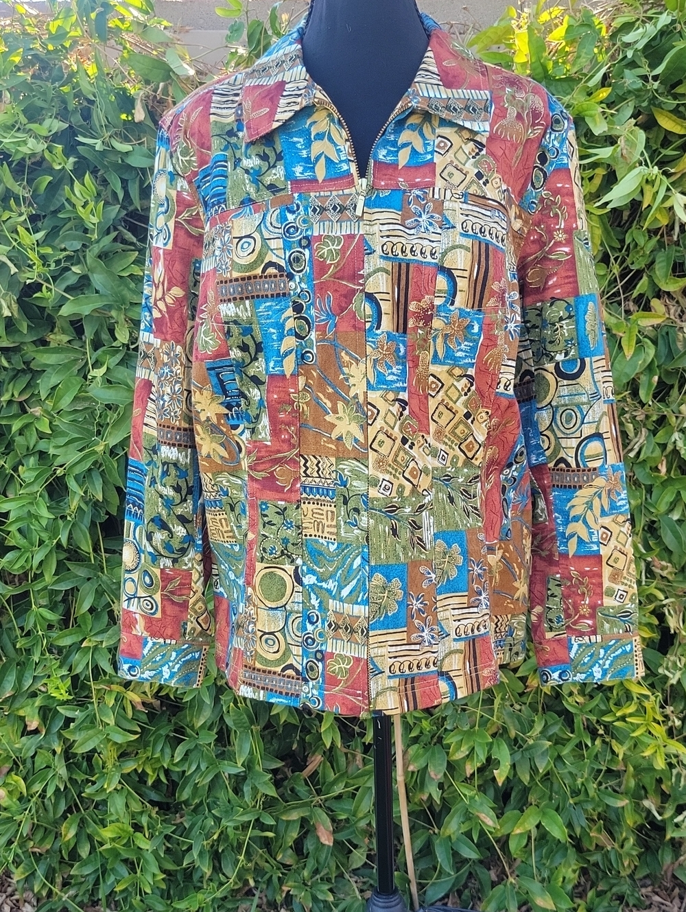 Multicolor Fall Zip Front Jacket With Gold Shimmer Accents. L